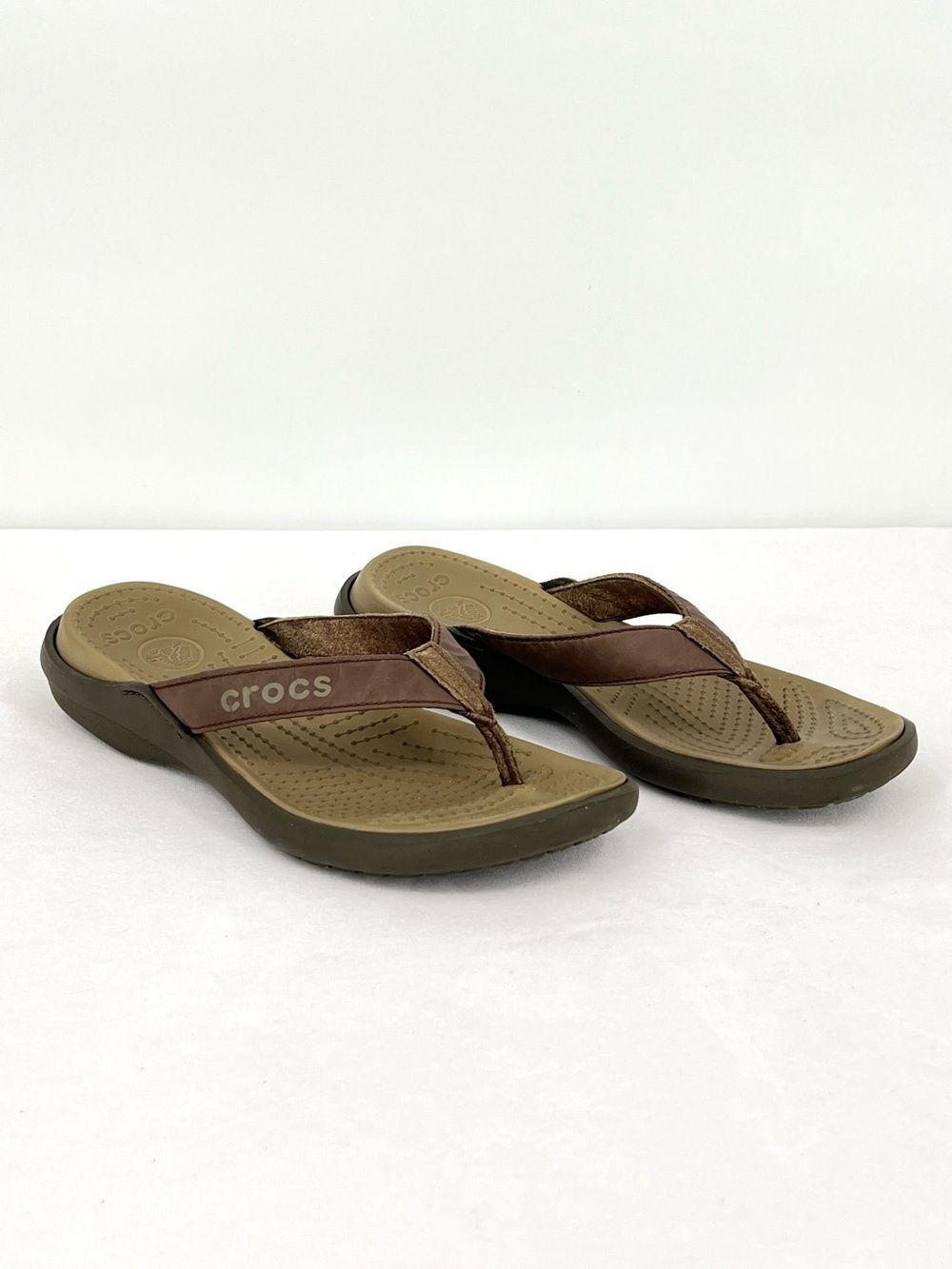 Crocs Capri Canvas Flip Flop Sandals Brown Khaki Size 7